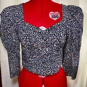 Puff sleeve top